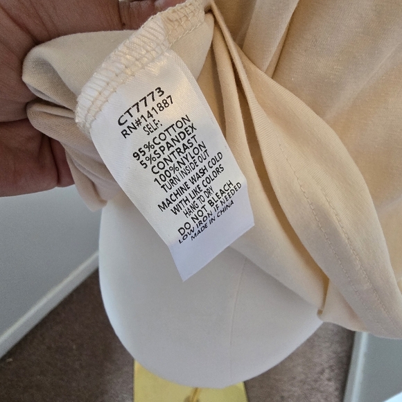 TCEC | Large | Ivory Tulle Ruffle Sleeve Top - Picture 5 of 9